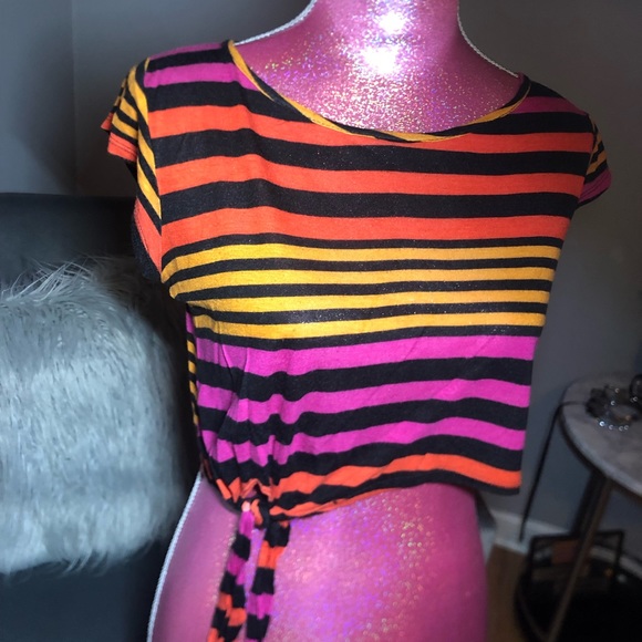 Colorful striped crop top - Picture 1 of 4